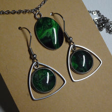 Load image into Gallery viewer, Green and Purple Glow Set - Triangle