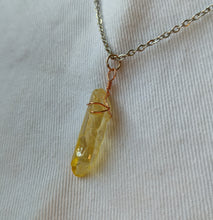 Load image into Gallery viewer, Crystal Necklace and Earrings Set - Yellow/Gold