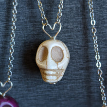 Load image into Gallery viewer, Very Cool Skull Pal Necklace - Ivory