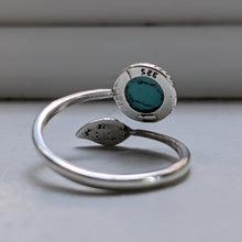 Load image into Gallery viewer, Simulated Turquoise Leaf Ring
