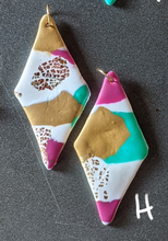 Load image into Gallery viewer, Abstract Gold Polymer Clay Earrings
