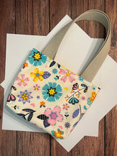 Load image into Gallery viewer, Bold Floral Fabric Gift Tote Bag
