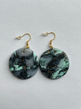Load image into Gallery viewer, UV Marbled Polymer Clay Earrings