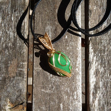 Load image into Gallery viewer, Green and Gold Crystal Accent Necklace
