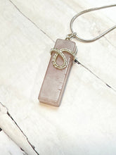Load image into Gallery viewer, Rose Quartz Post Necklace
